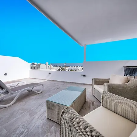 Serenity - By Lanzarote プラヤ・ブランカ