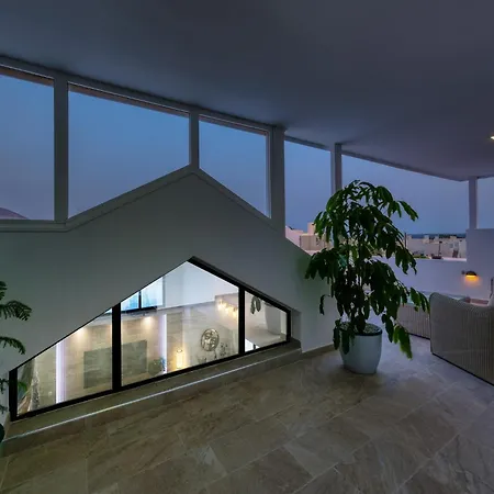 Serenity - By Lanzarote プラヤ・ブランカ