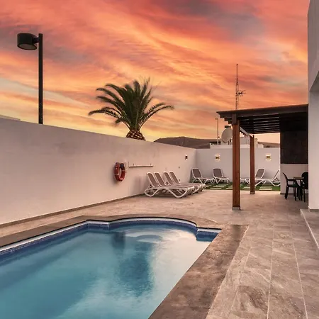 Serenity - By Lanzarote 別荘 *